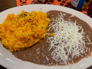 Chela's Mexican Food