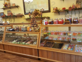 Neumeister's Candy Shoppe