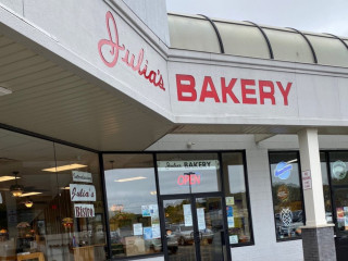 Julia's Bakery