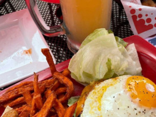 Red Robin Gourmet Burgers And Brews