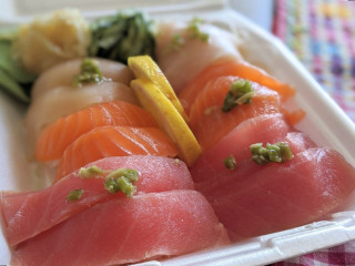 Toyo Sushi Roll