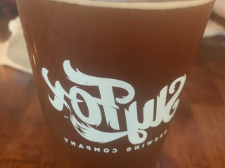 Sly Fox Taphouse At The Grove