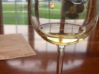 Heron Hill Tasting Room On Seneca Lake