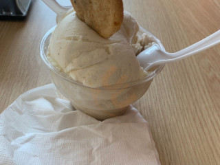 Le Monthi Cafe Ice Cream