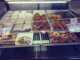 Isabela Bakery