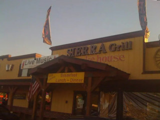 Sierra Grill Smokehouse