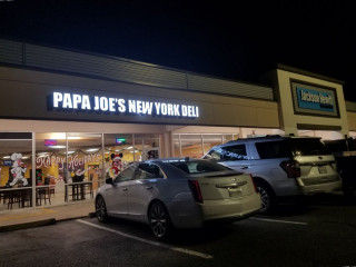 Papa Joe’s New York Deli
