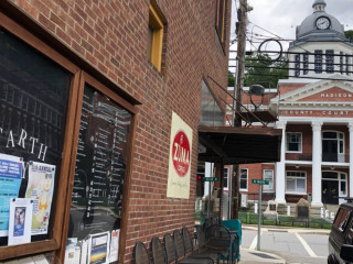 Highland Station Coffee Shop