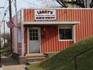 Larky's