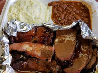 Odom's B-que