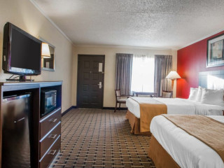 Quality Inn Suites Millville Vineland