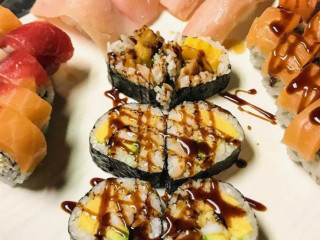 Mitsu Neko Fusion Cuisine Sushi