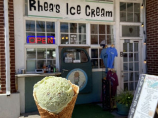 Rhea's Ice Cream Gruene