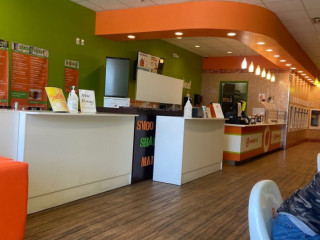 Orange Leaf Frozen Yogurt And Smoothies