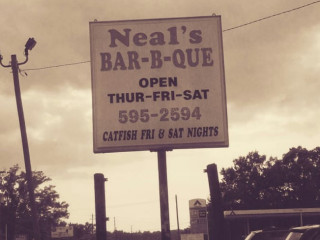 Neal's -b-que
