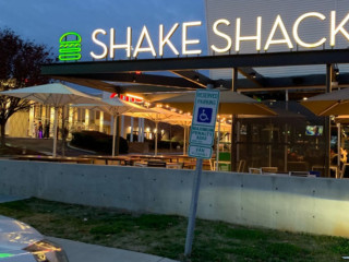 Shake Shack Park Road