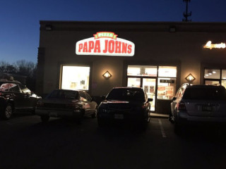 Papa Johns Pizza