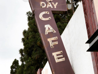 Night Day Cafe