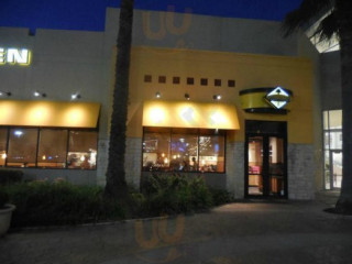 California Pizza Kitchen