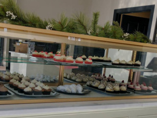Abendigo's Cafe And Cupcakes