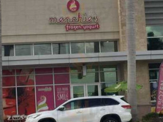 Menchie's Frozen Yogurt