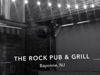 Rock Pub Grill
