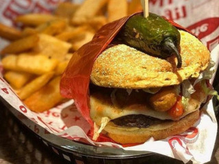 Red Robin Gourmet Burgers And Brews