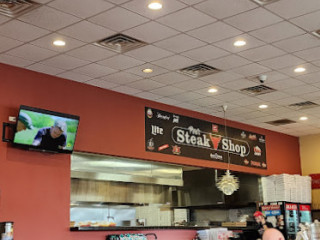 Pete's Steak Shop