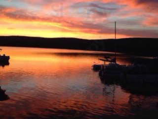 Beech Mountain Lakes-lakeside Restaraunt Lounge