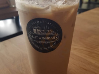 Banh Mi Tea