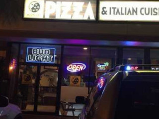 Moonlight Pizza Italian Cuisine