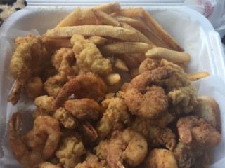 Hook Seafood And Wings