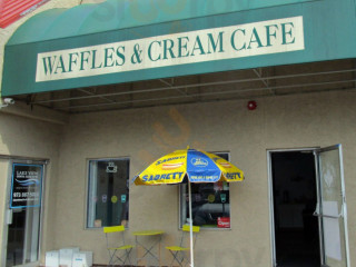 Waffles Cream Cafe