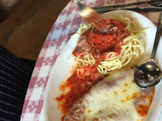 Carmine's Italian