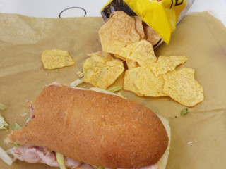 Subwiches Sandwich Shop