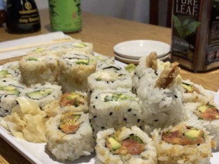 Keep It Rollin' Sushi