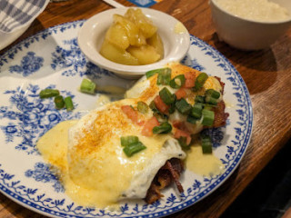 Cracker Barrel Old Country Store