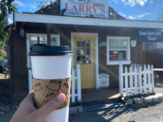 Larry's Gourmet Coffee House