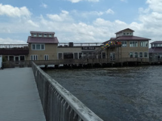 Solomons Island Fishing Pier