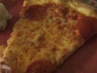 Ere's Italian And Pizzaria
