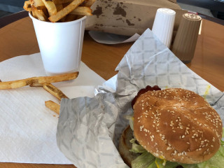 Nancy Jo’s Burgers And Fries