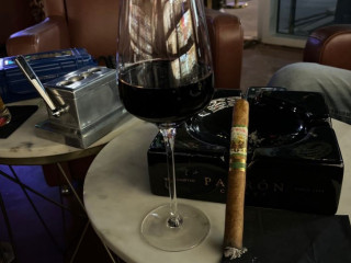 City Cigar Lounge