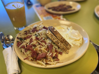Snooze, An A.m. Eatery