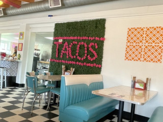Taquito Lindo Artisanal Tacos