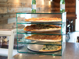 Vittorio's Pizza