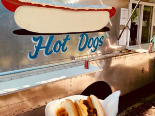 Lou's Hot Dog Truck
