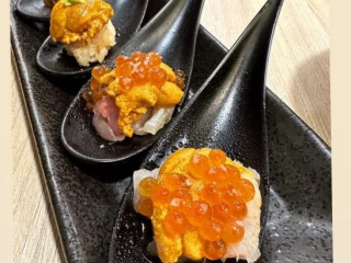 Yuubi Sushi