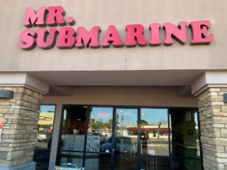 Mr Submarine