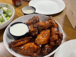 Milans Pizza Wings