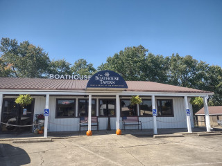The Boathouse Tavern
